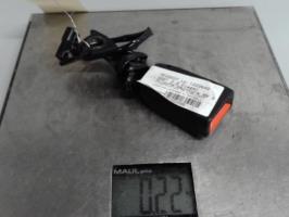 Attache ceinture avant gauche