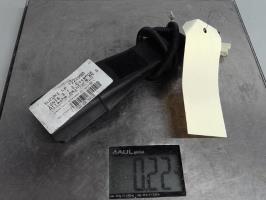 Attache ceinture avant gauche