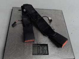 Attache ceinture arriere droit