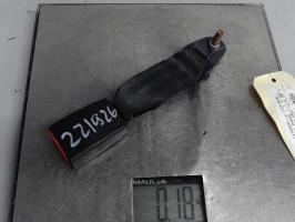 Attache ceinture arriere droit