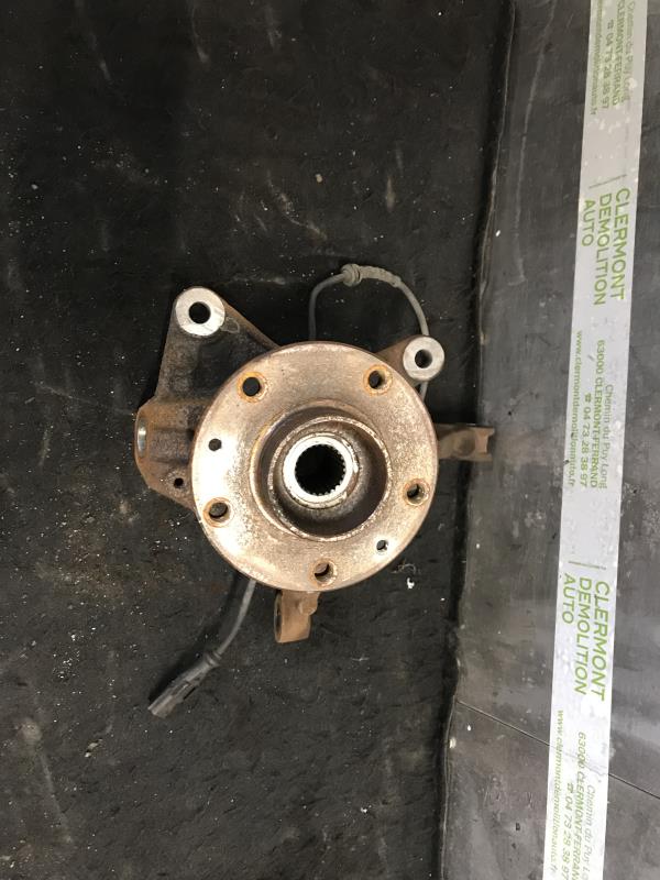 Fusee avant gauche