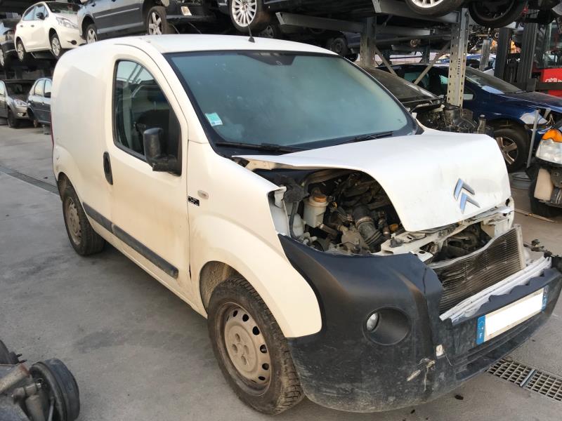 Triangle avant droit