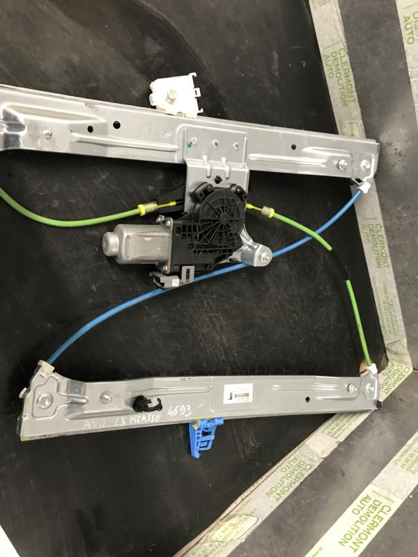 Leve vitre electrique avant droit