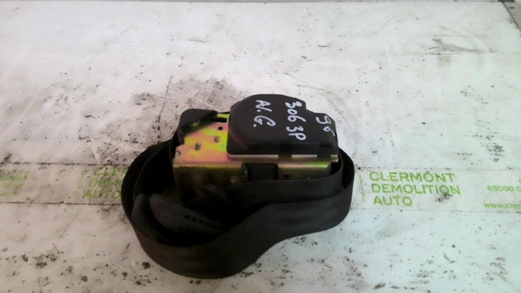 Ceinture avant gauche