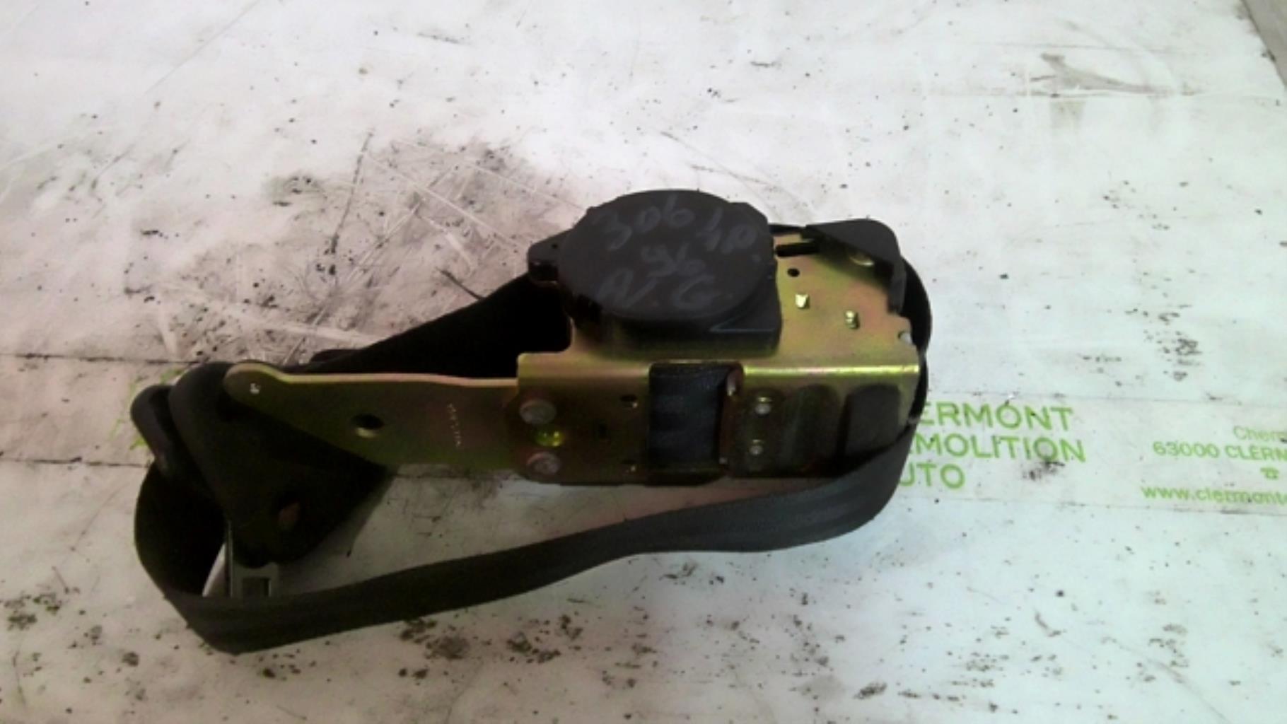 Ceinture avant gauche