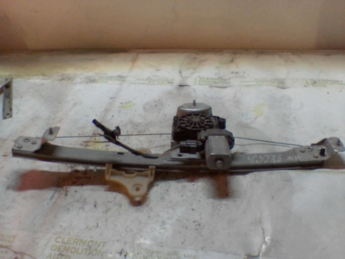 Leve vitre electrique avant droit