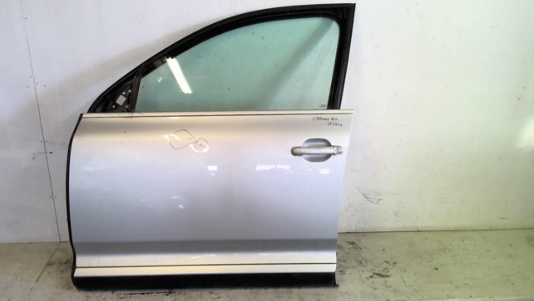 Porte avant gauche