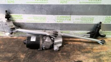 Moteur essuie glace avant