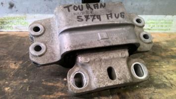 Support moteur gauche