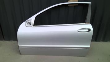 Porte avant gauche