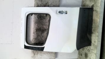Porte laterale droit