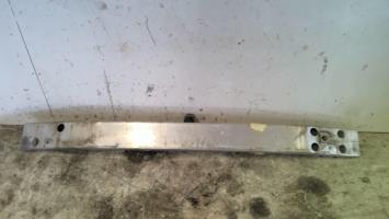 Renfort pare choc avant (traverse)