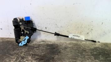 Serrure avant droit