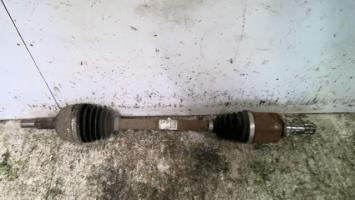 Cardan gauche (transmission)