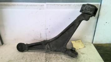 Triangle avant gauche