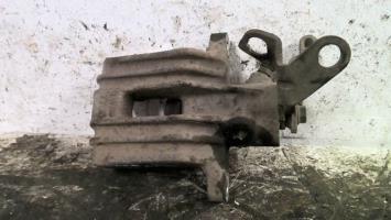 Etrier arriere droit (freinage)