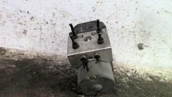 Bloc ABS (freins anti-blocage)