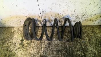 Ressort de suspension arriere droit