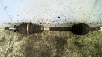 Cardan gauche (transmission)