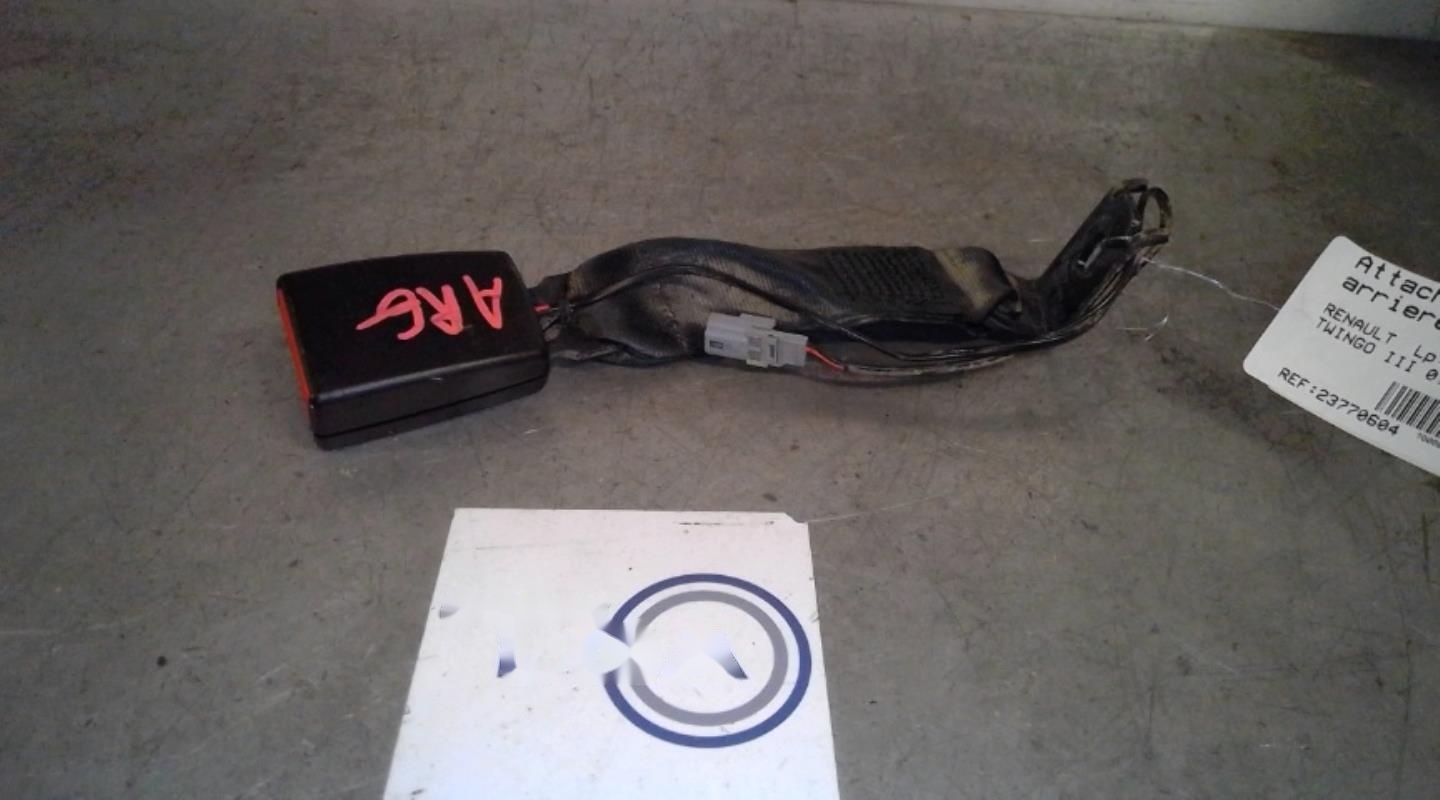 Attache ceinture arriere gauche