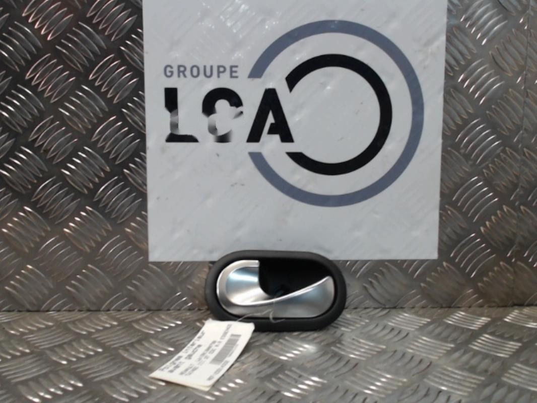 Poignee interieur avant gauche
