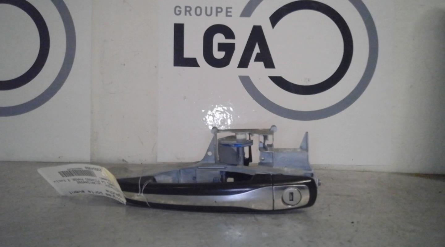 Poignee porte avant gauche