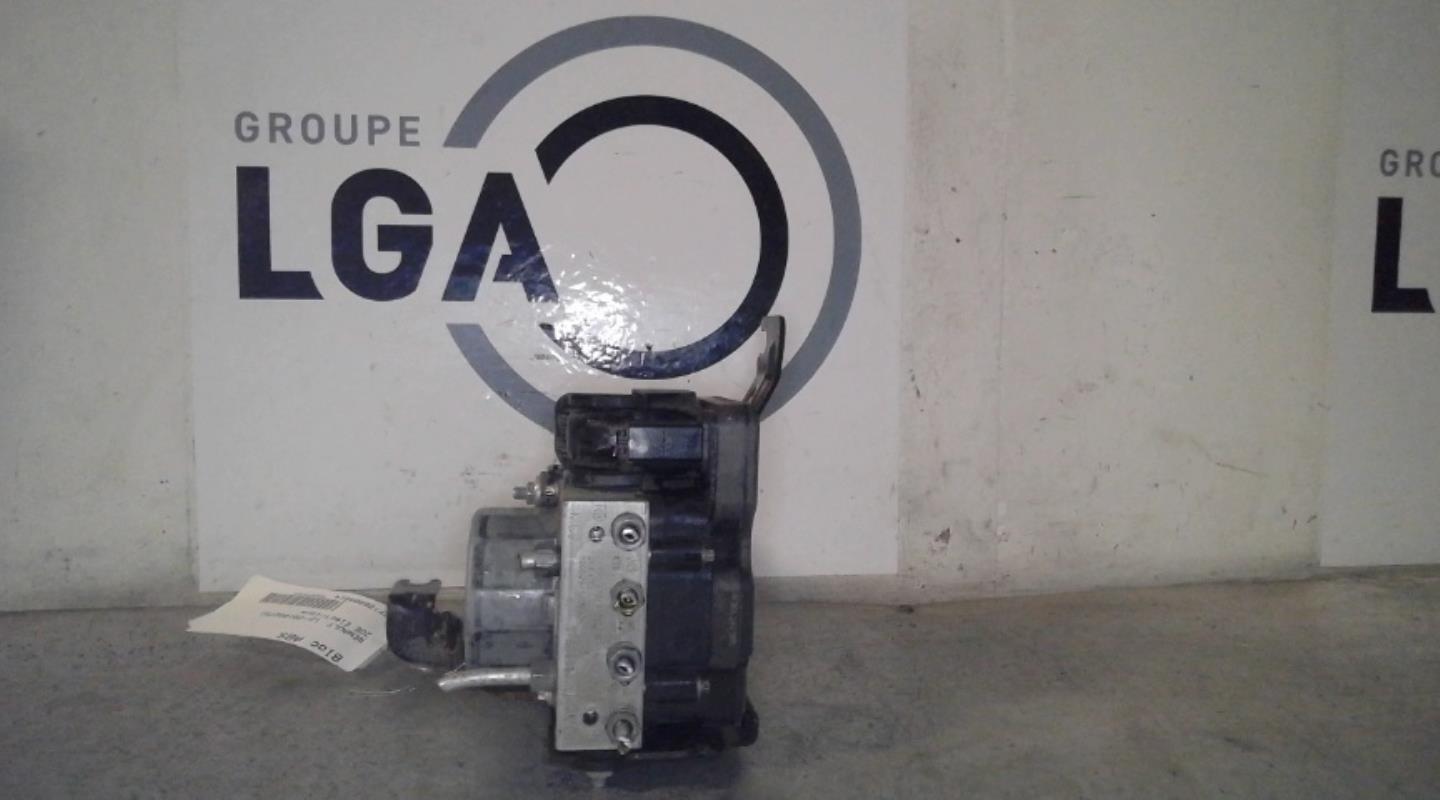 Bloc ABS (freins anti-blocage)