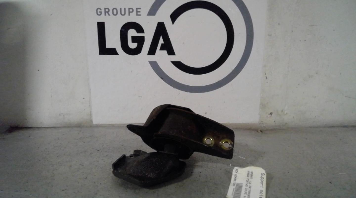 Support moteur gauche