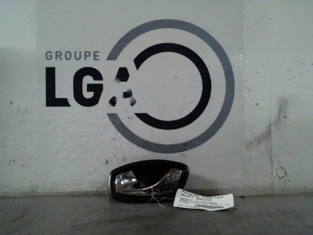 Poignee interieur avant gauche