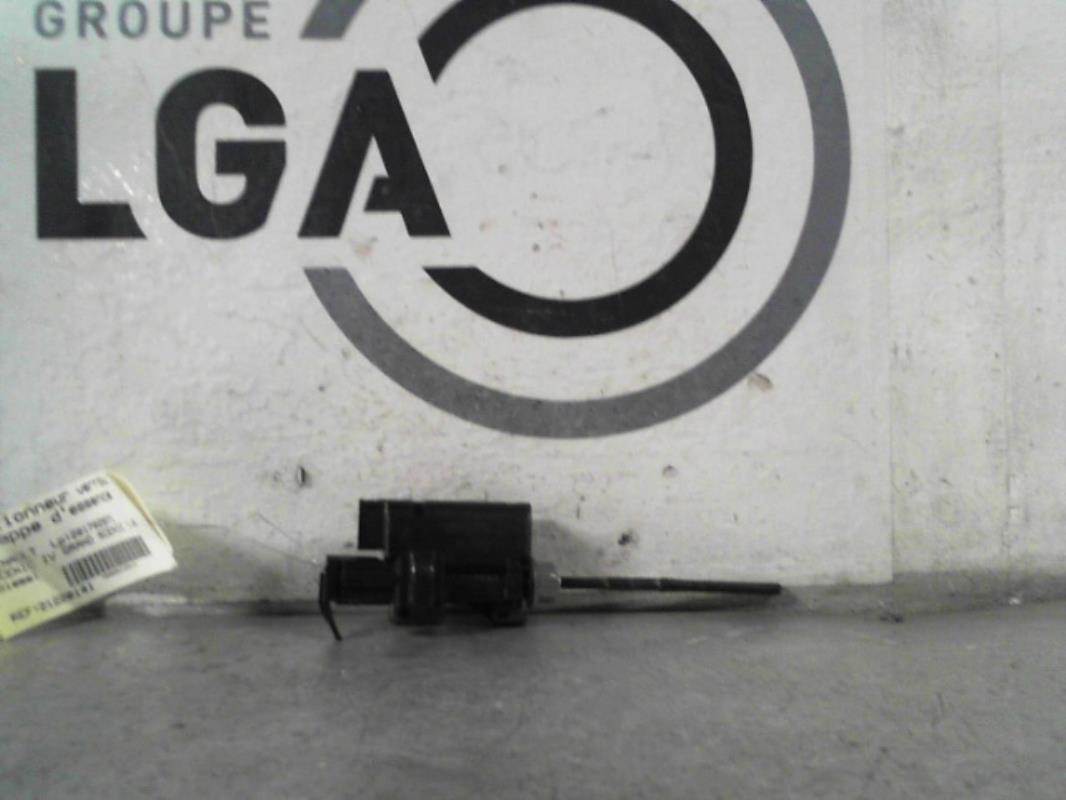 Actionneur verrou trappe d'essence