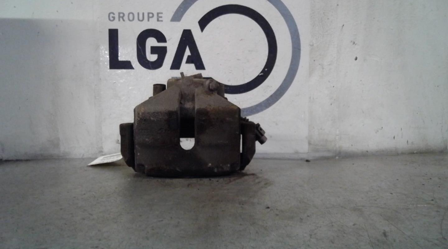 Etrier avant gauche (freinage)