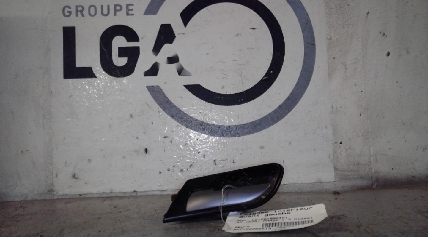 Poignee interieur avant gauche