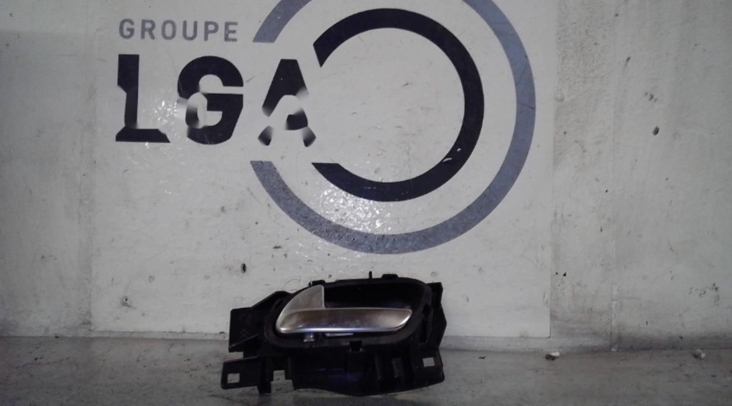 Poignee interieur avant gauche