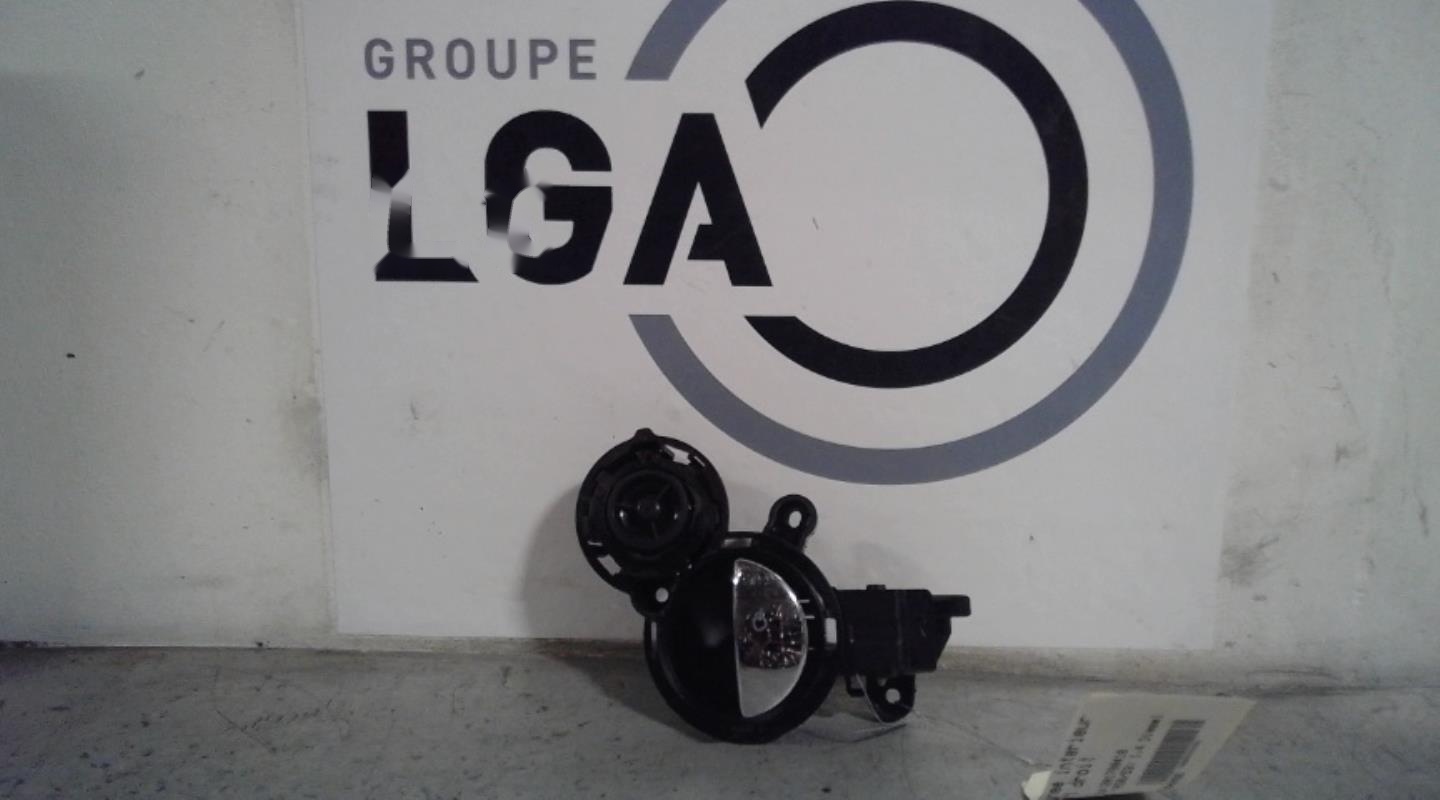 Poignee interieur avant droit