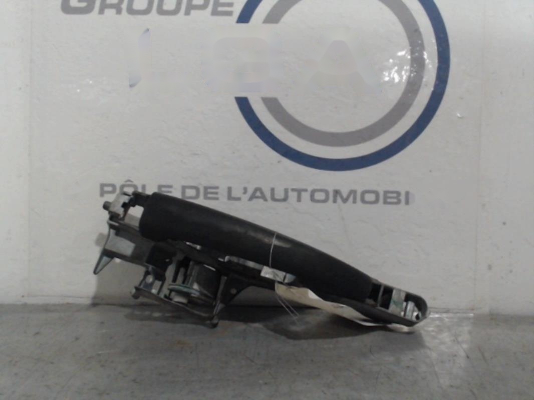 Poignee porte avant gauche