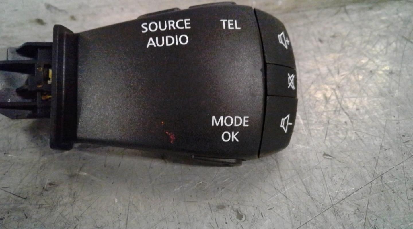 Commande autoradio