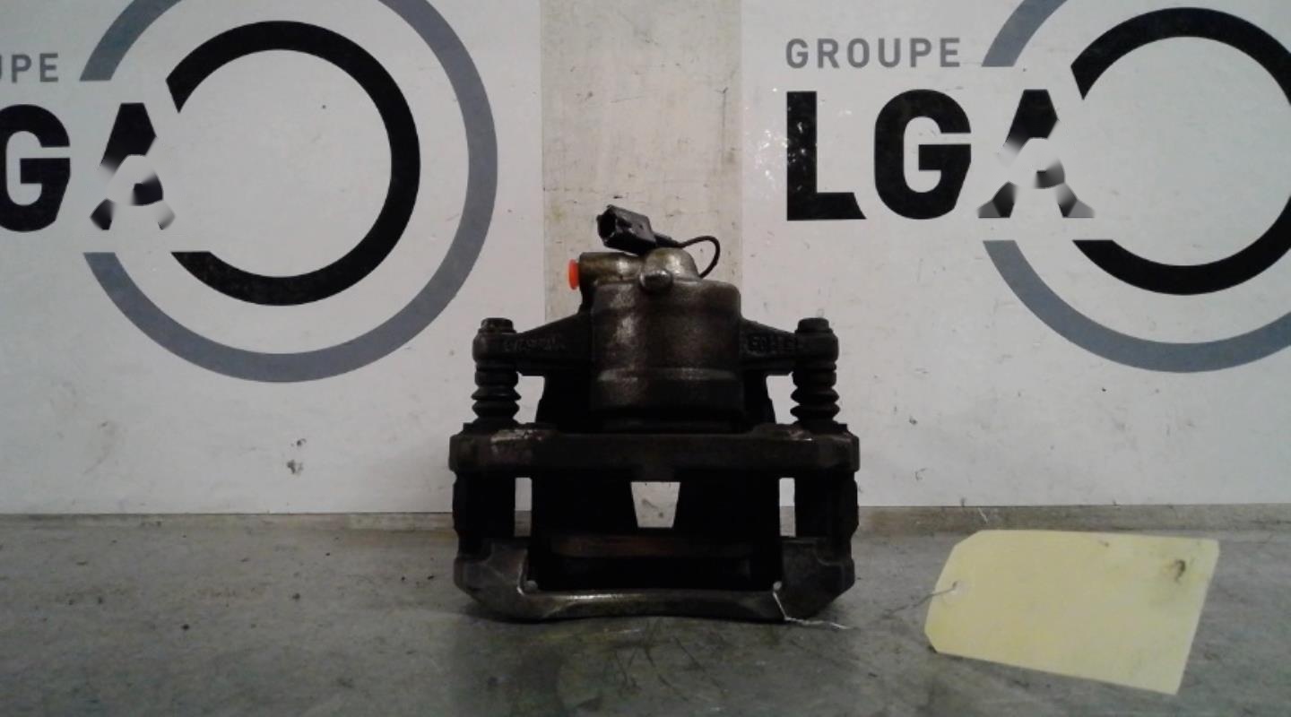 Etrier avant gauche (freinage)