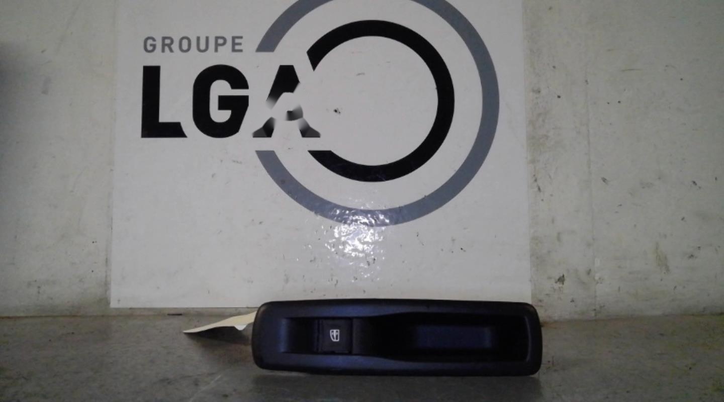 Interrupteur de leve vitre arriere gauche