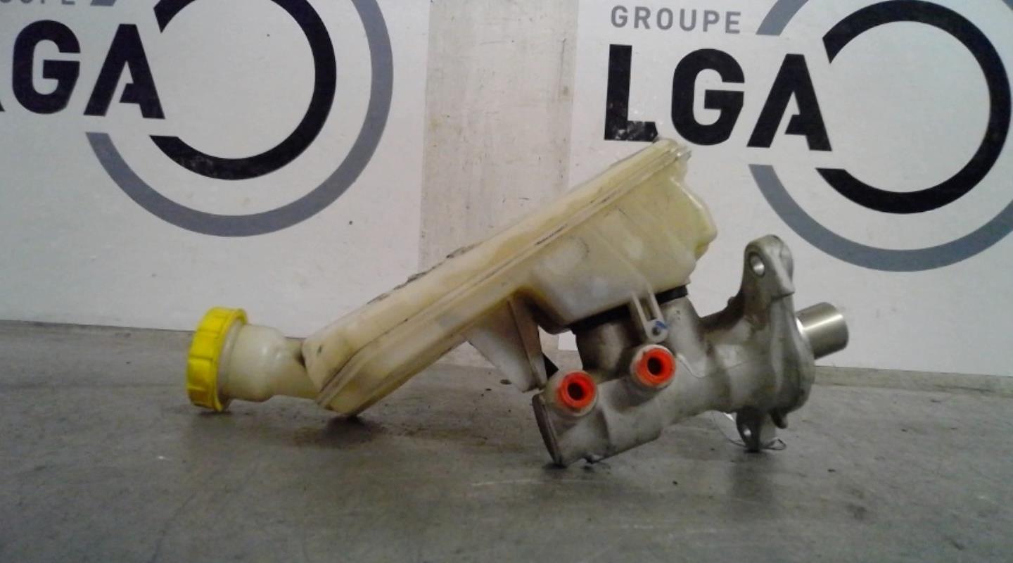 Maitre cylindre (freinage)