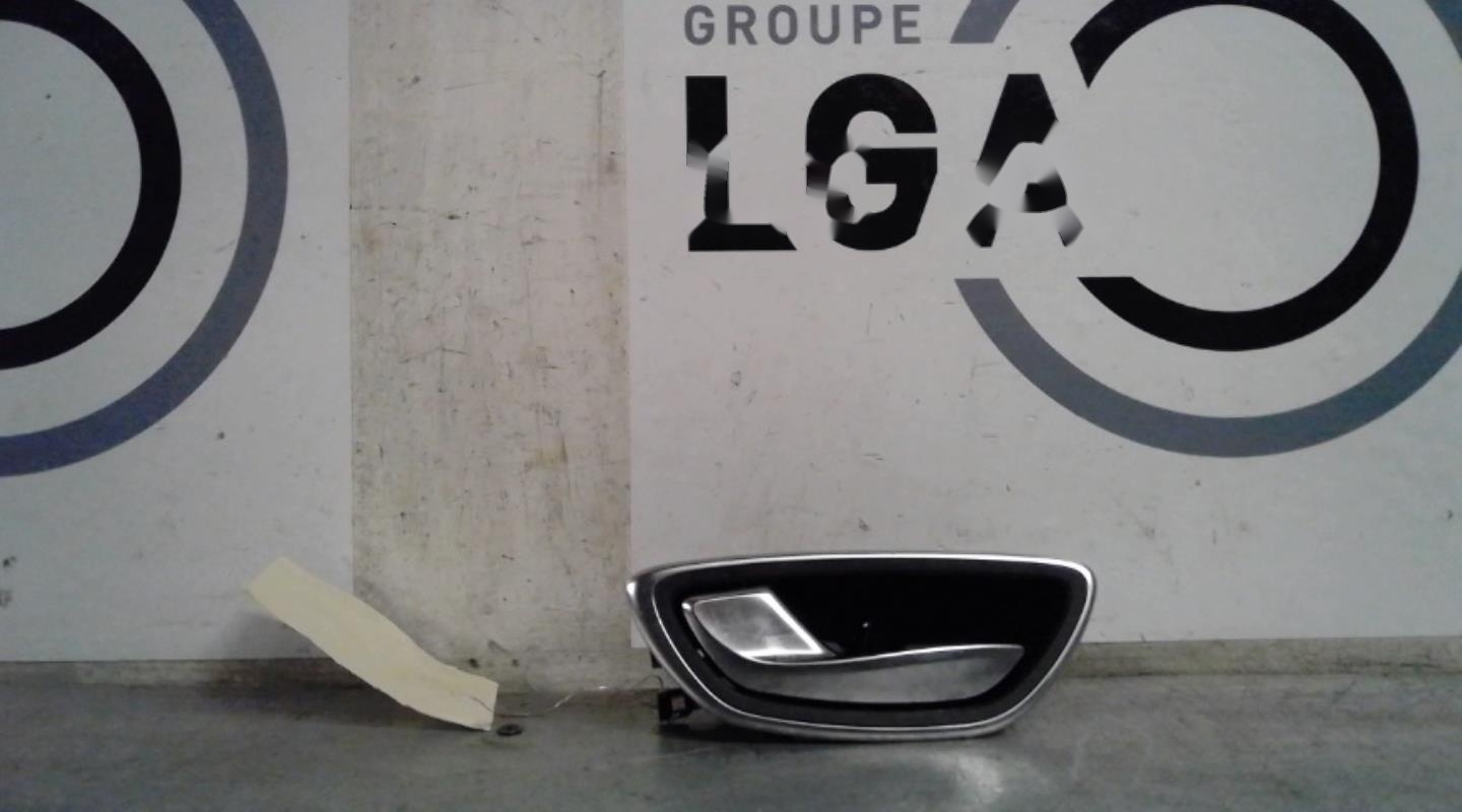 Poignee interieur avant gauche