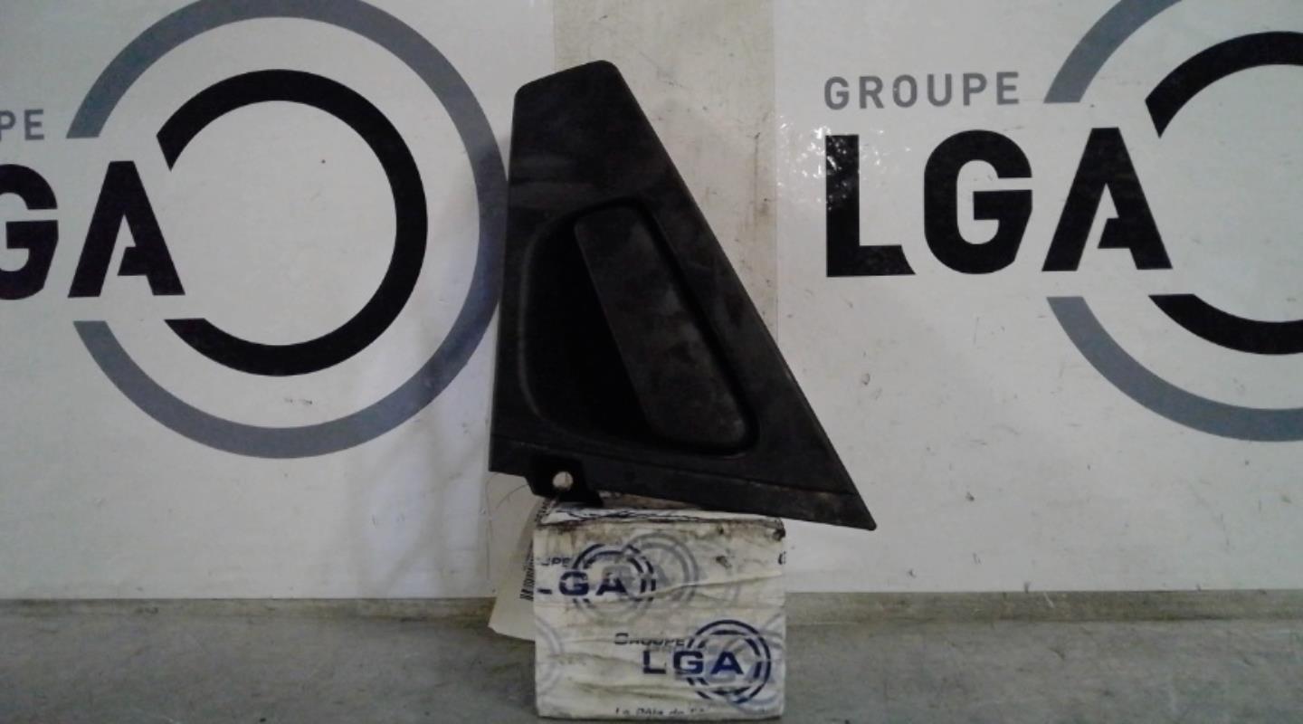 Poignee porte arriere droit