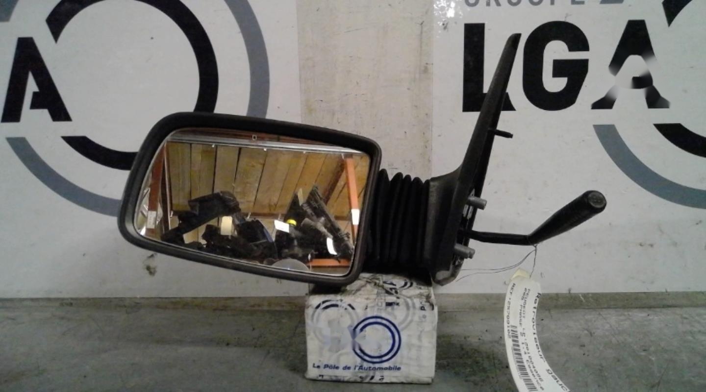 Retrovisor izquierdo