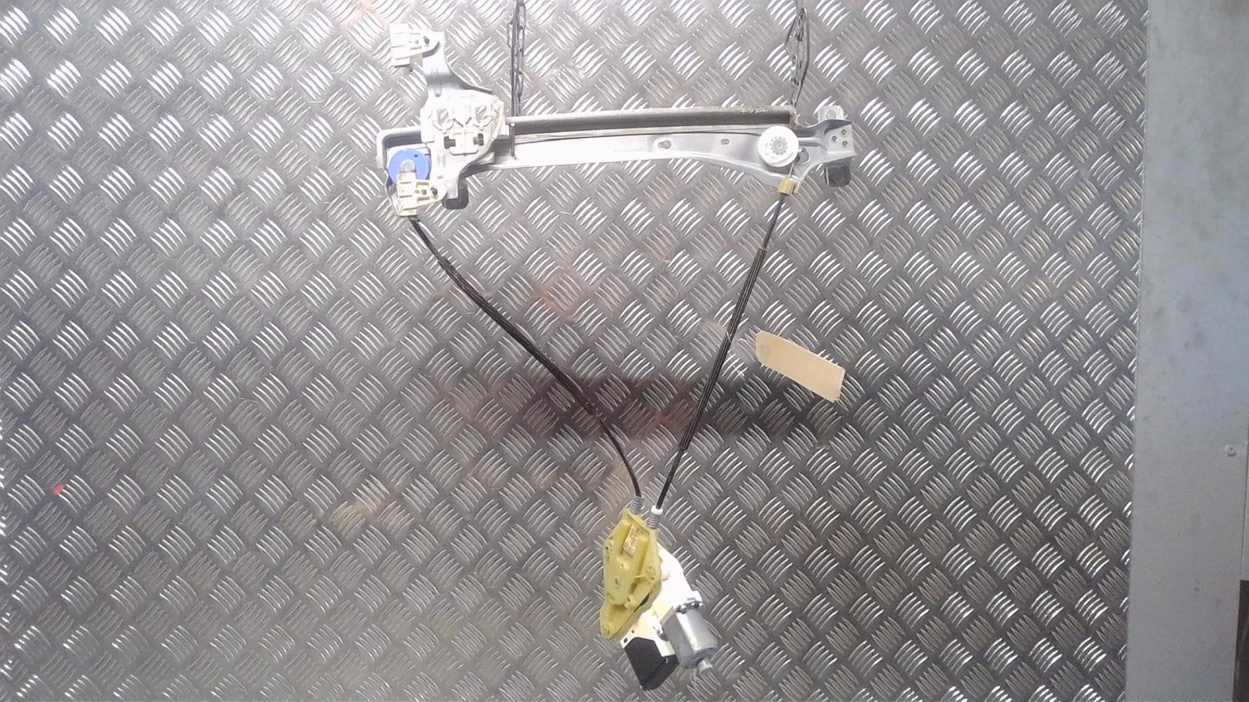 Leve vitre electrique arriere droit