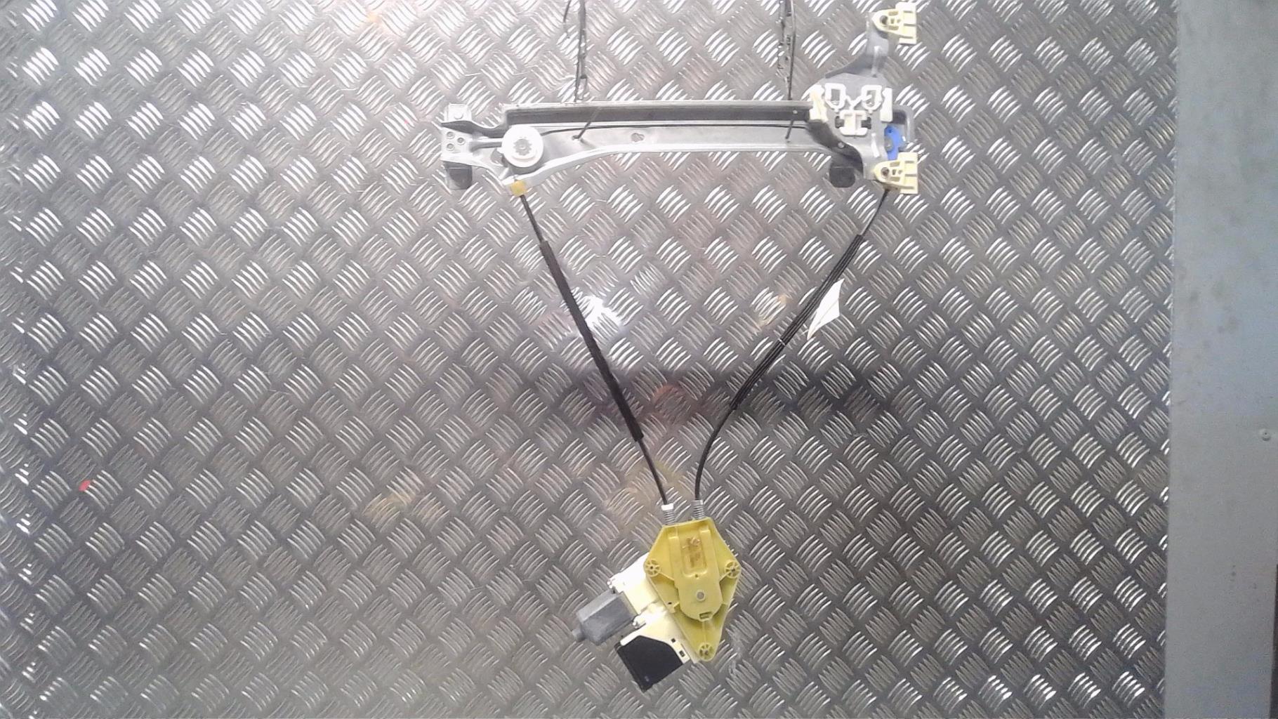 Leve vitre electrique arriere gauche