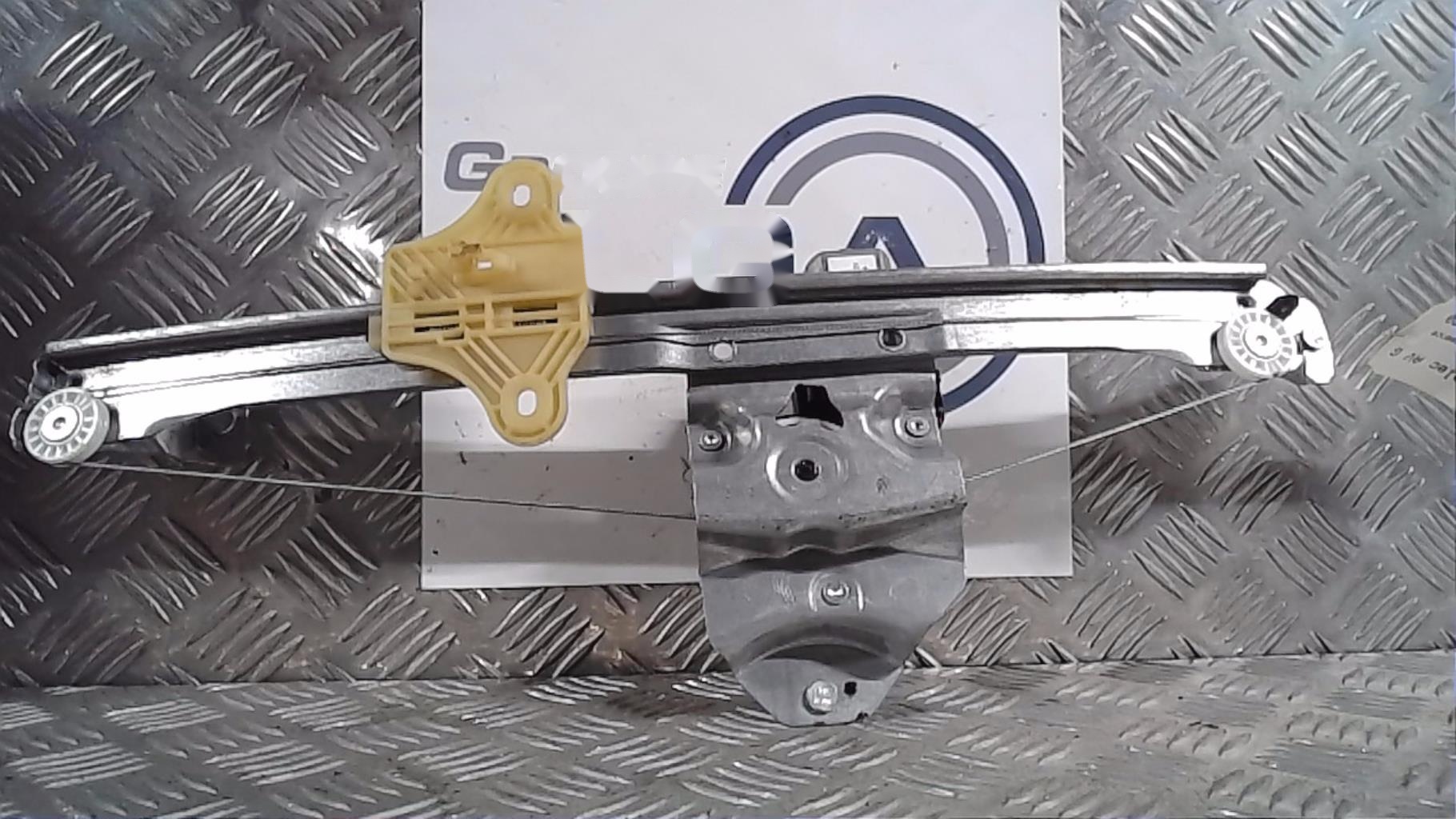 Leve vitre electrique avant droit