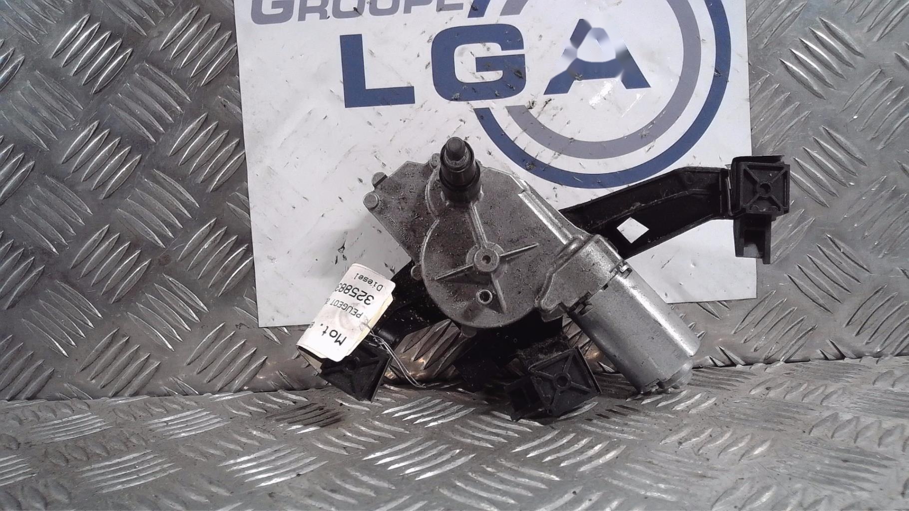 Moteur essuie glace arriere