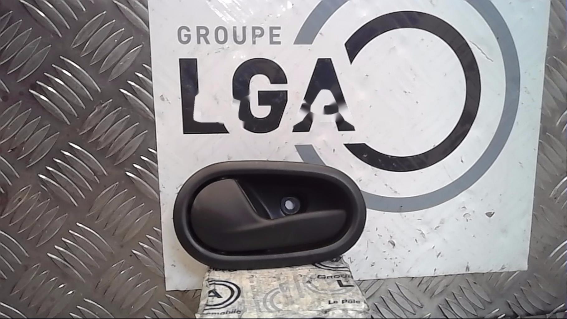 Poignee interieur arriere gauche