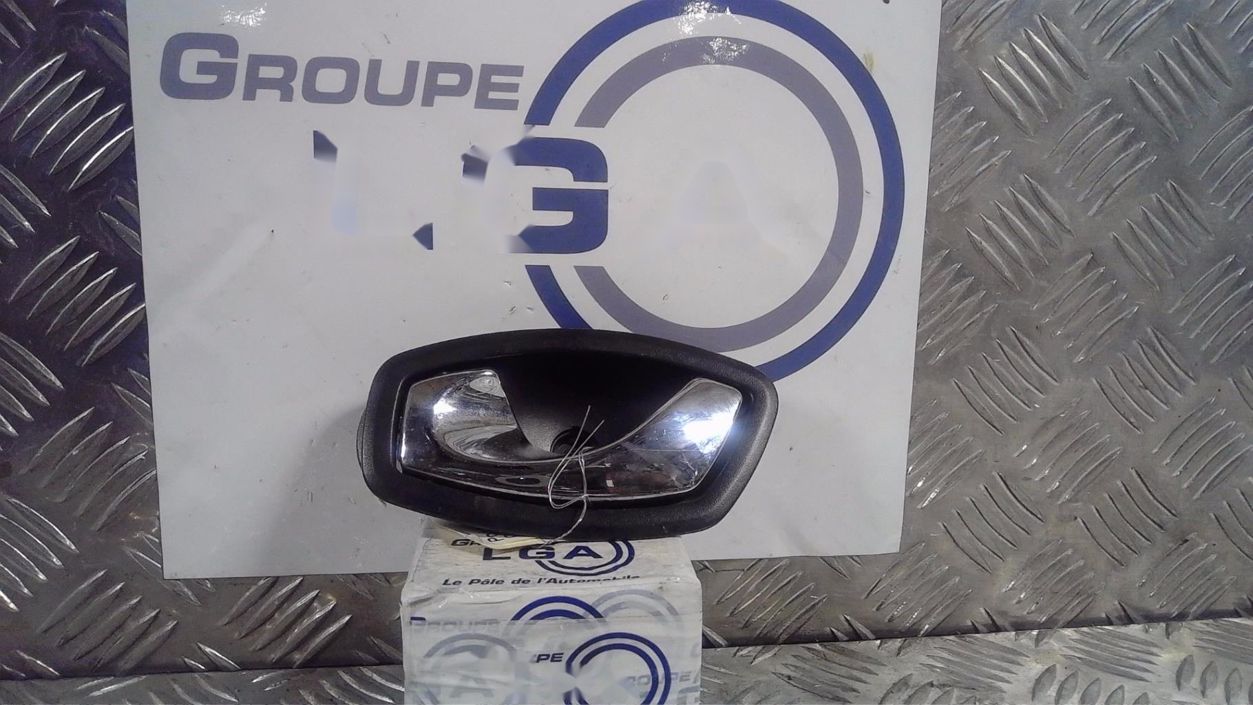 Poignee interieur avant gauche