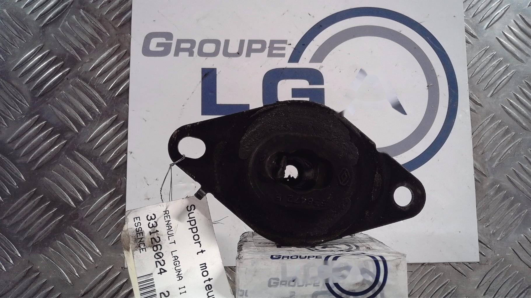 Support moteur droit