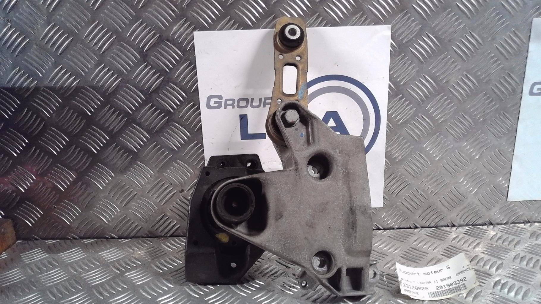 Support moteur gauche